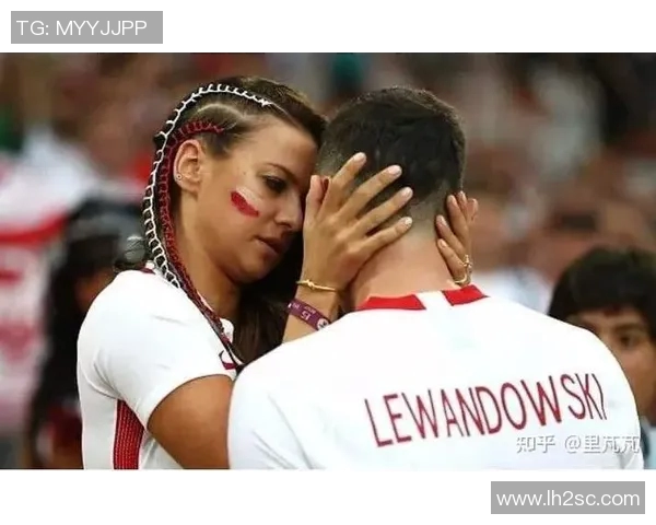 足球明星与国家皇室公主的浪漫爱情故事揭示了荣耀与责任的交织