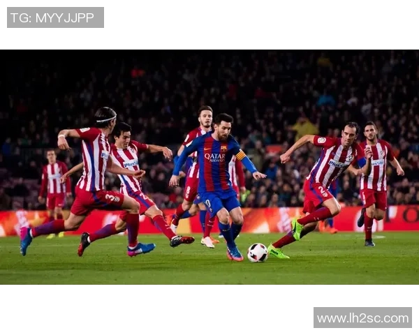 足球明星精彩瞬间混剪成图展现他们的激情与风采